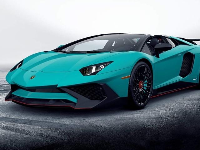 Светло зеленый Lamborghini Aventador