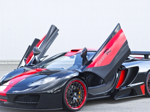 Черно красный McLaren MP4-12C