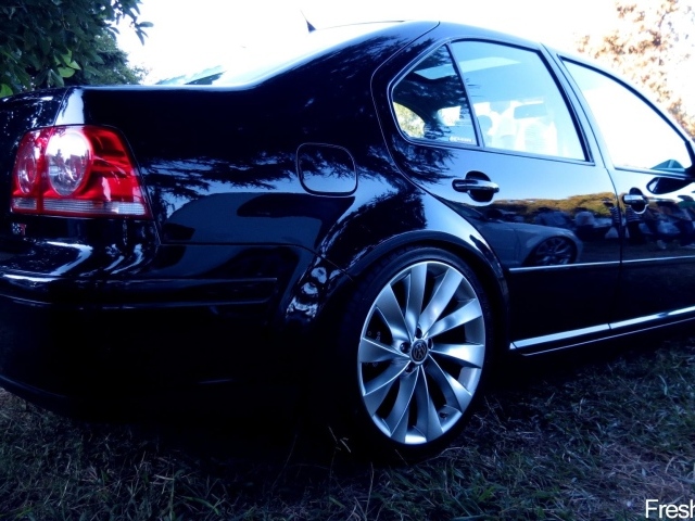 Корпус черного Volkswagen Bora