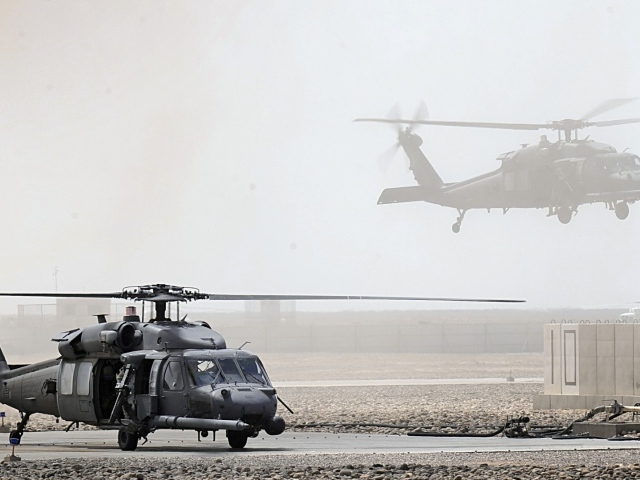 Черные вертолеты Sikorsky UH-60