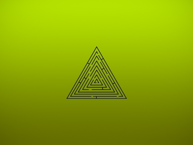 Лабиринт на зеленом фоне