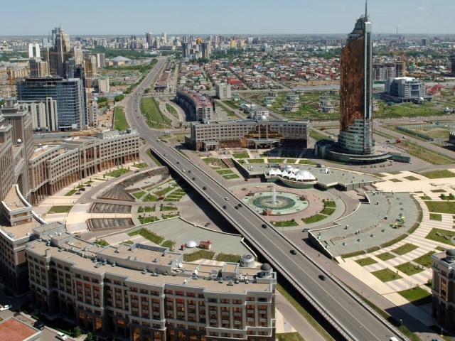 Центральная площадь Астаны, Казахстан