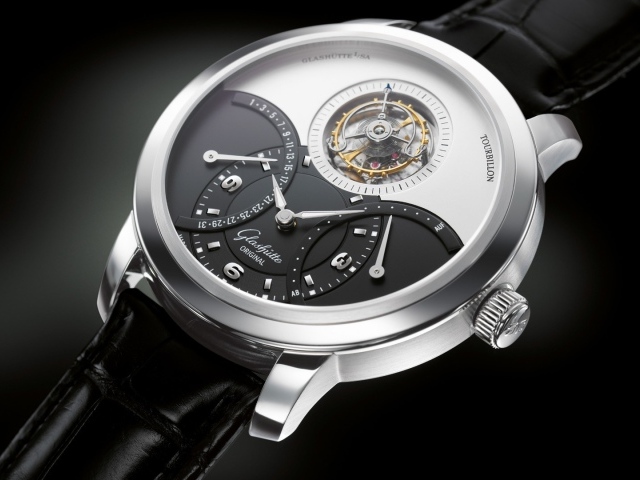 Черно белый циферблат люкс часов