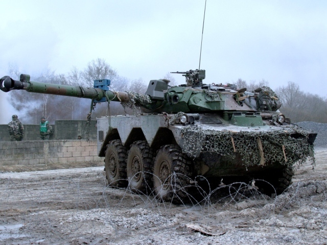 Самоходная артиллерийская установка на колесах