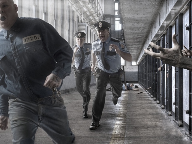 Преступник убегает от охраны в тюрьме