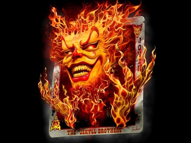 Фигура Джокера из огня