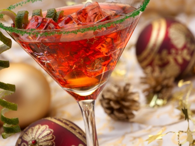 Новогодний коктейль со льдом