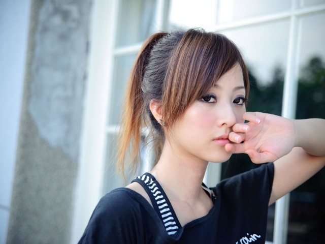 Азиатская модель Микако Чанг