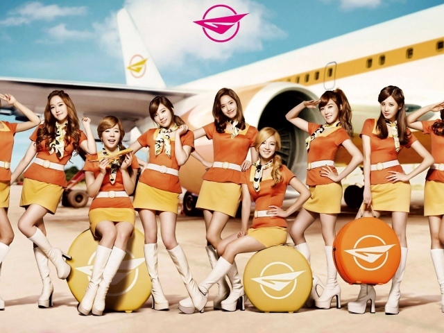 Девушки в оранжевой одежде, Girls’ Generation