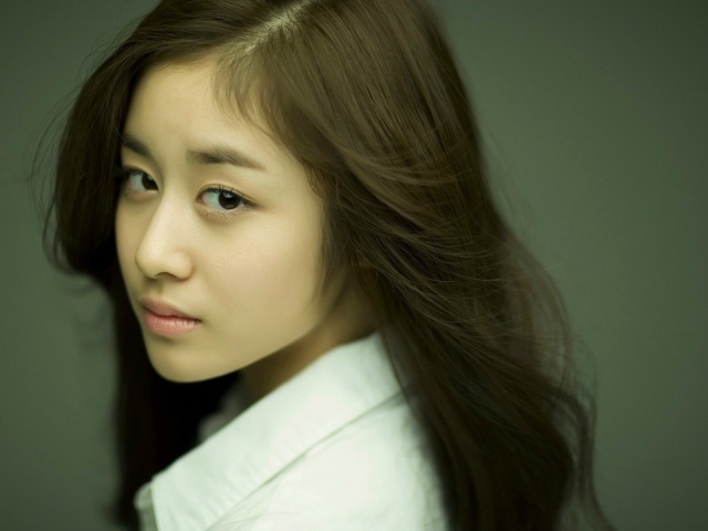 Певица из группы T-ara