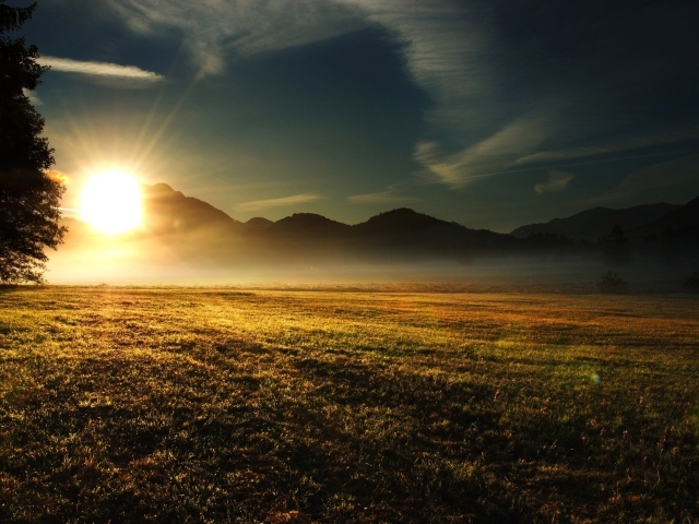 Вечерний туман на закате