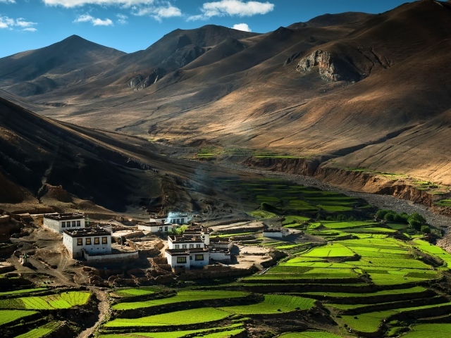 Деревня в Тибете
