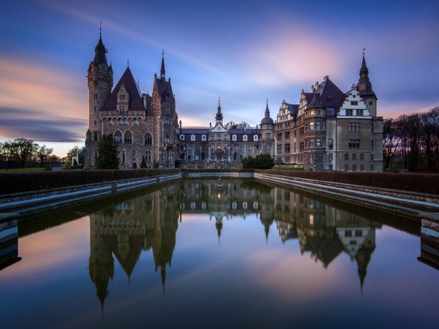 Старинный замок в Польше