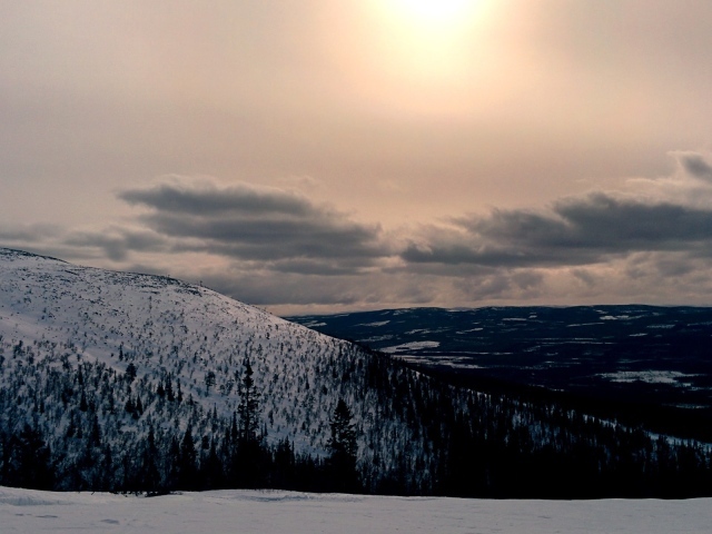 Покрытая снегом гора, Швеция