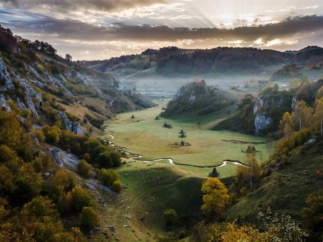 Горная долина в Румынии