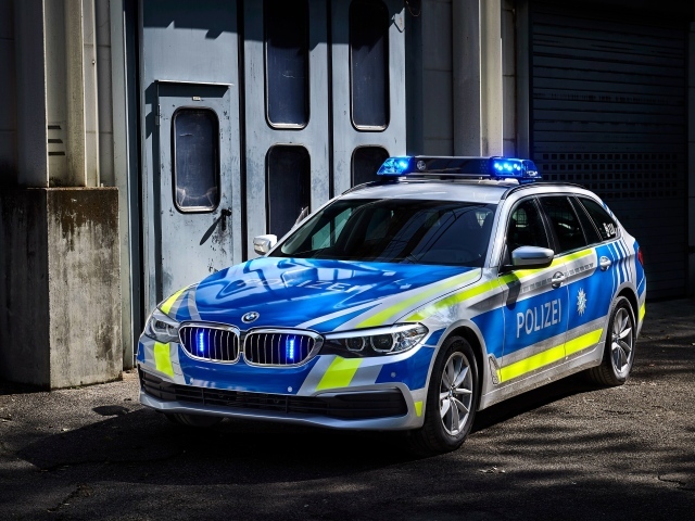 Полицейский автомобиль BMW 530d xDrive, 2017