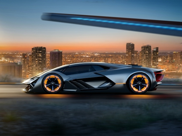 Спортивный автомобиль  Lamborghini Terzo Millennio на скорости