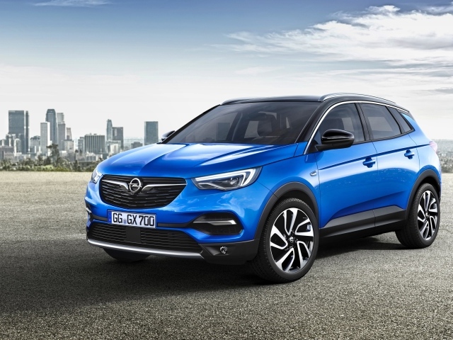 Синий автомобиль кроссовер Opel Grandland Х, 2017 