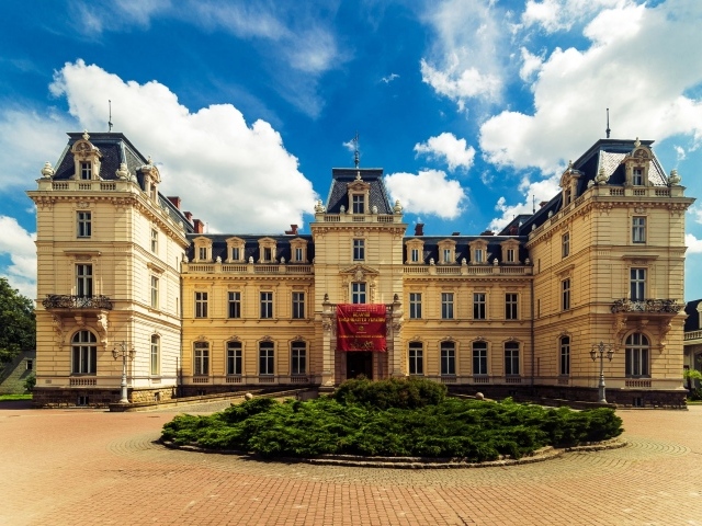 Дворец Потоцких город Львов 