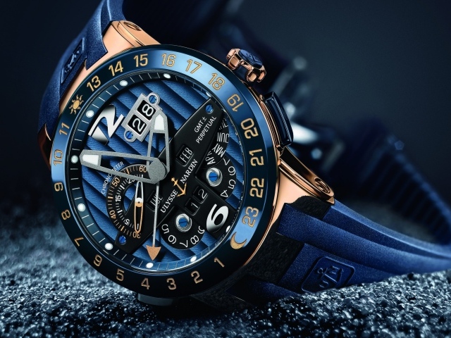 Синие стильные часы Ulysse Nardin 