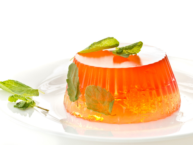 Аппетитное апельсиновое желе с мятой 