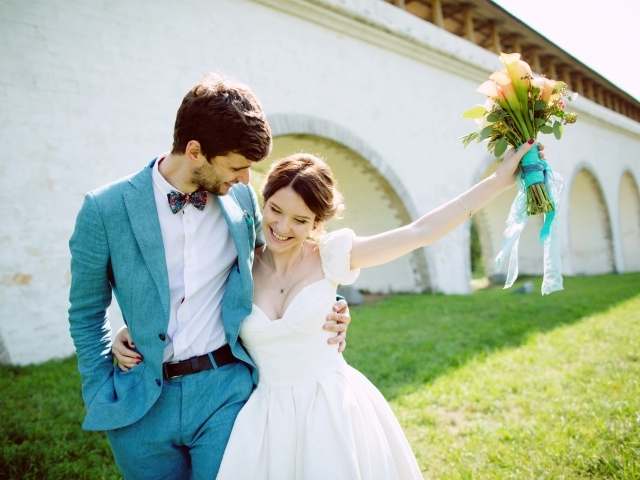 Влюбленные счастливые жених и невеста