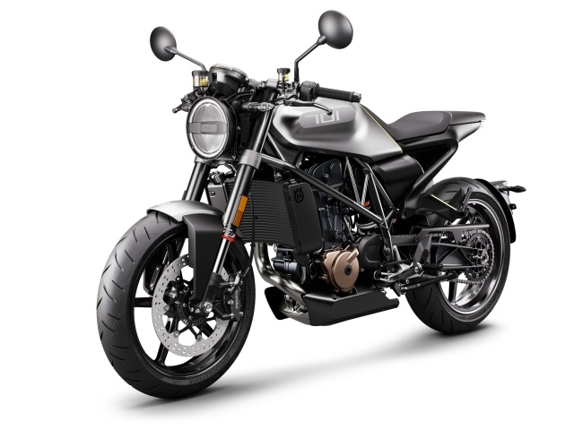 Черный мотоцикл Husqvarna Vitpilen 701, 2018 на белом фоне