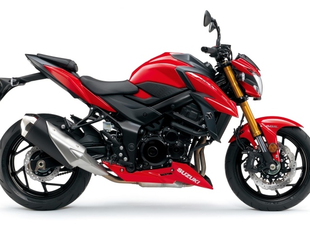 Красный мотоцикл Suzuki GSX-S750