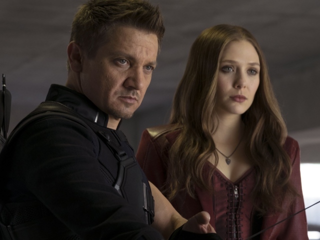 Алая Ведьма и Соколиный Глаз супер герои фильм Первый мститель Противостояние 