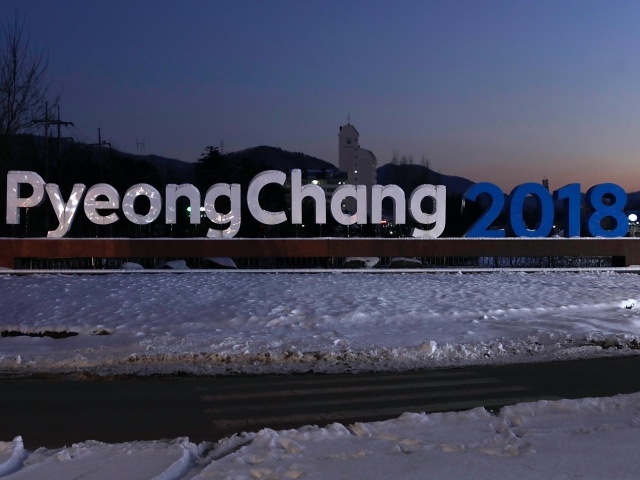Надпись Зимние Олимпийские игры 2018