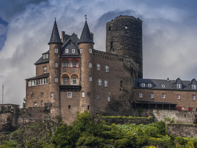 Старинный замок Катц, Германия 