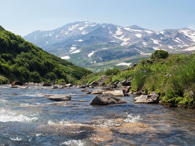 Живописный горный ручей, Камчатка Россия 