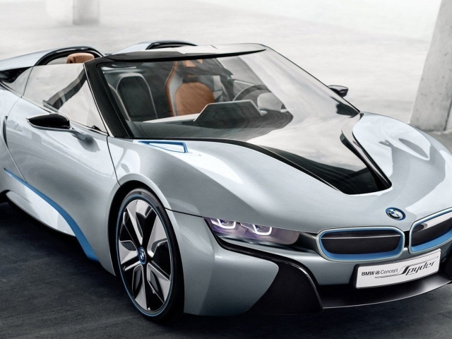 Электромобиль BMW i8 модель 2017 года 