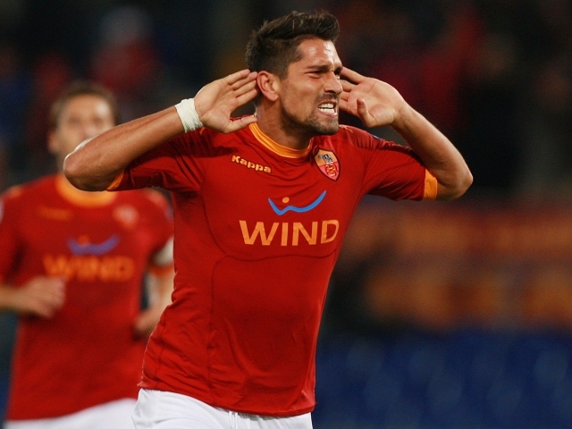 Футболист Марко Боррьелло на поле