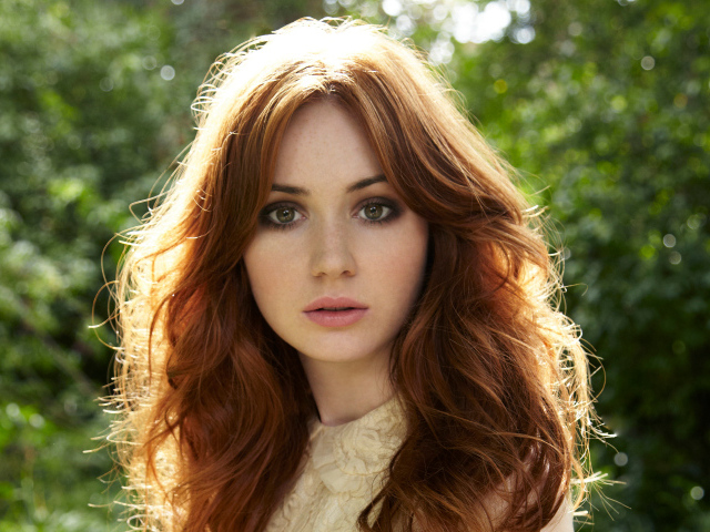 Шотландская рыжеволосая актриса Карен Гиллан 