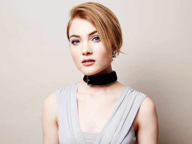 Молодая американская актриса Скайлер Сэмюэлс