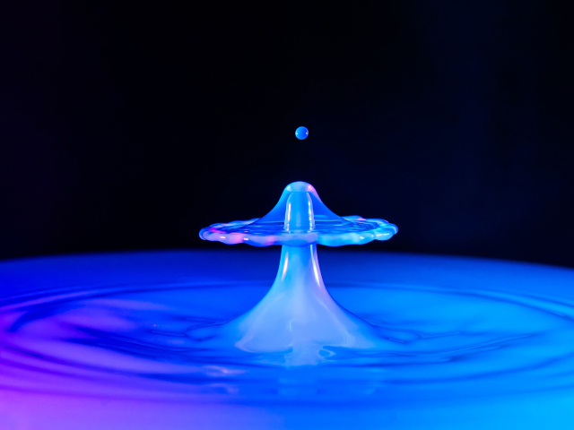 Неоновая капля в воде на черном фоне, 3д графика