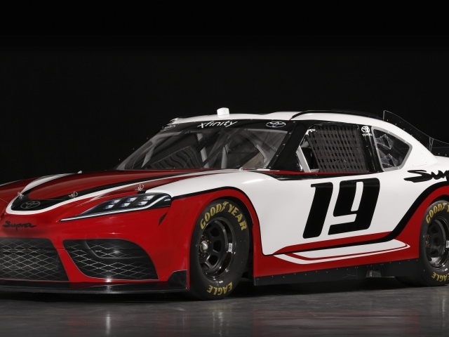 Гоночный автомобиль Toyota Supra, 2019