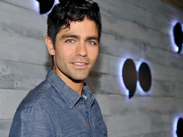 Популярный американский Эдриан Гренье