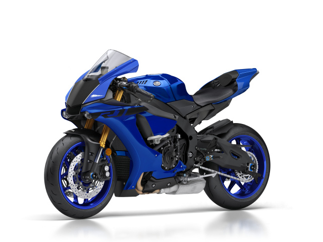 Синий мотоцикл Yamaha YZF-R1 на белом фоне