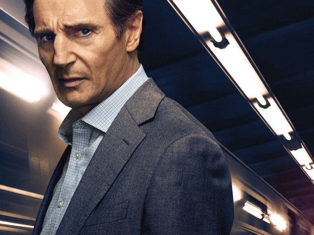 Актер Лиам Нисон в новом фильме Пассажир, 2018