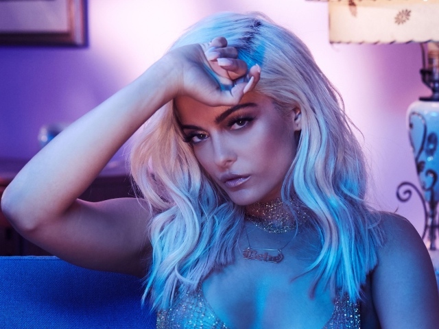 Американская певица Биби Рекса