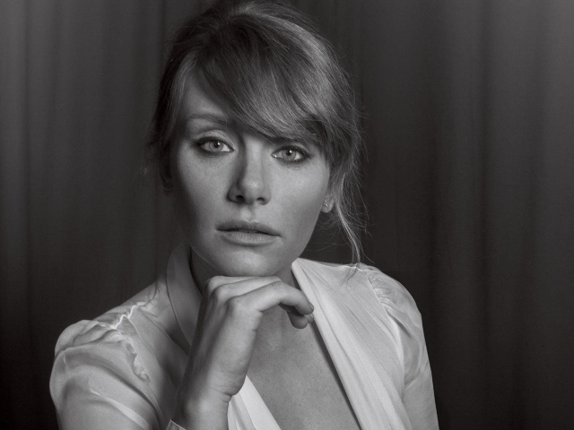 Актриса Брайс Даллас черно - белое фото