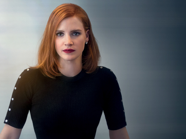 Актриса Джессика Честейн в черном наряде