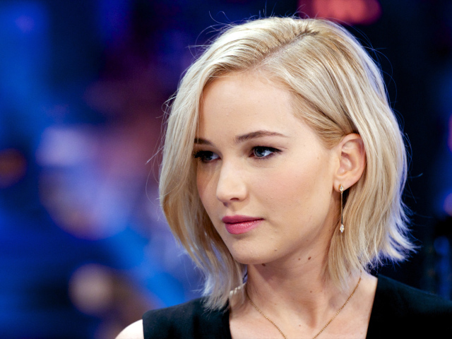 Нежная блондинка, актриса Дженнифер Лоуренс