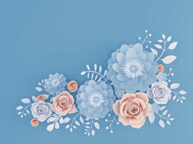 Декоративные цветы на голубом фоне