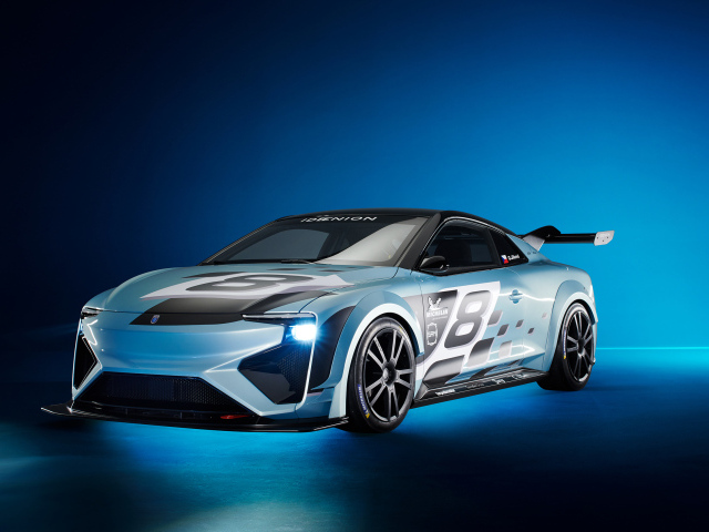 Спортивный автомобиль Gumpert Nathalie Race 2019 года на синем фоне