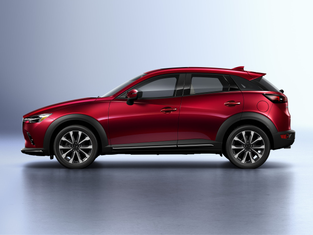 Внедорожник Mazda CX-3, 2019 года вид сбоку