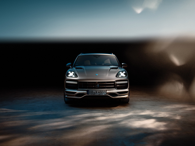 Внедорожник Porsche Cayenne Turbo 2018 года вид спереди