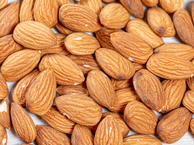 Ядра миндального ореха крупным планом